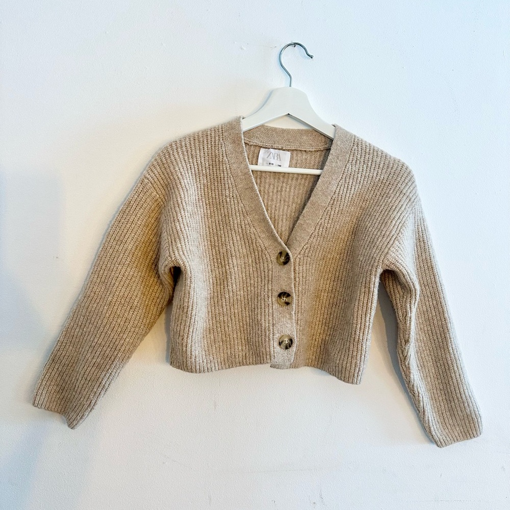 Zara Women's Beige Button-Up Cardigan